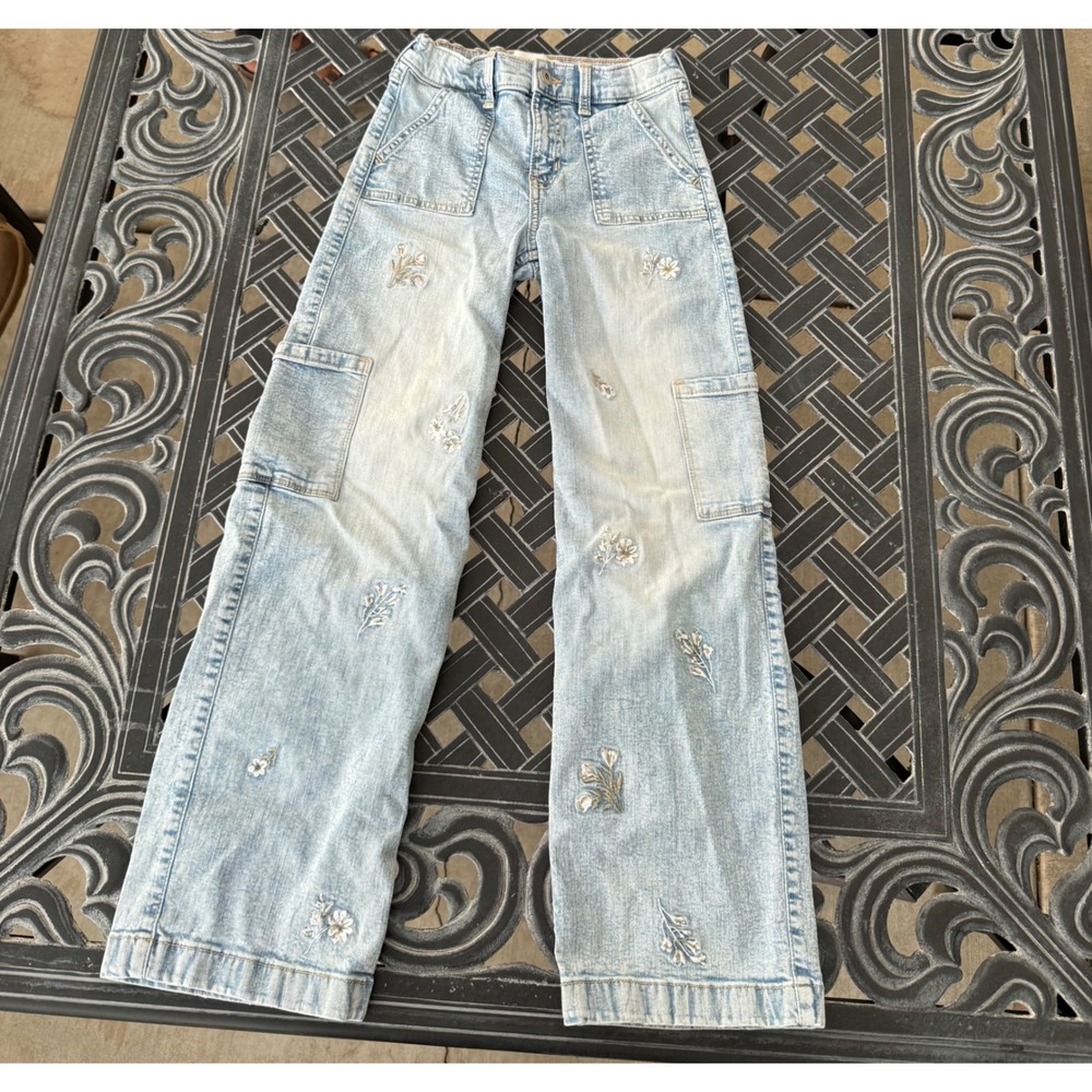 Abercrombie Kids High Rise Wide Leg Floral Embroidered Jeans Light Wash 9/10 L